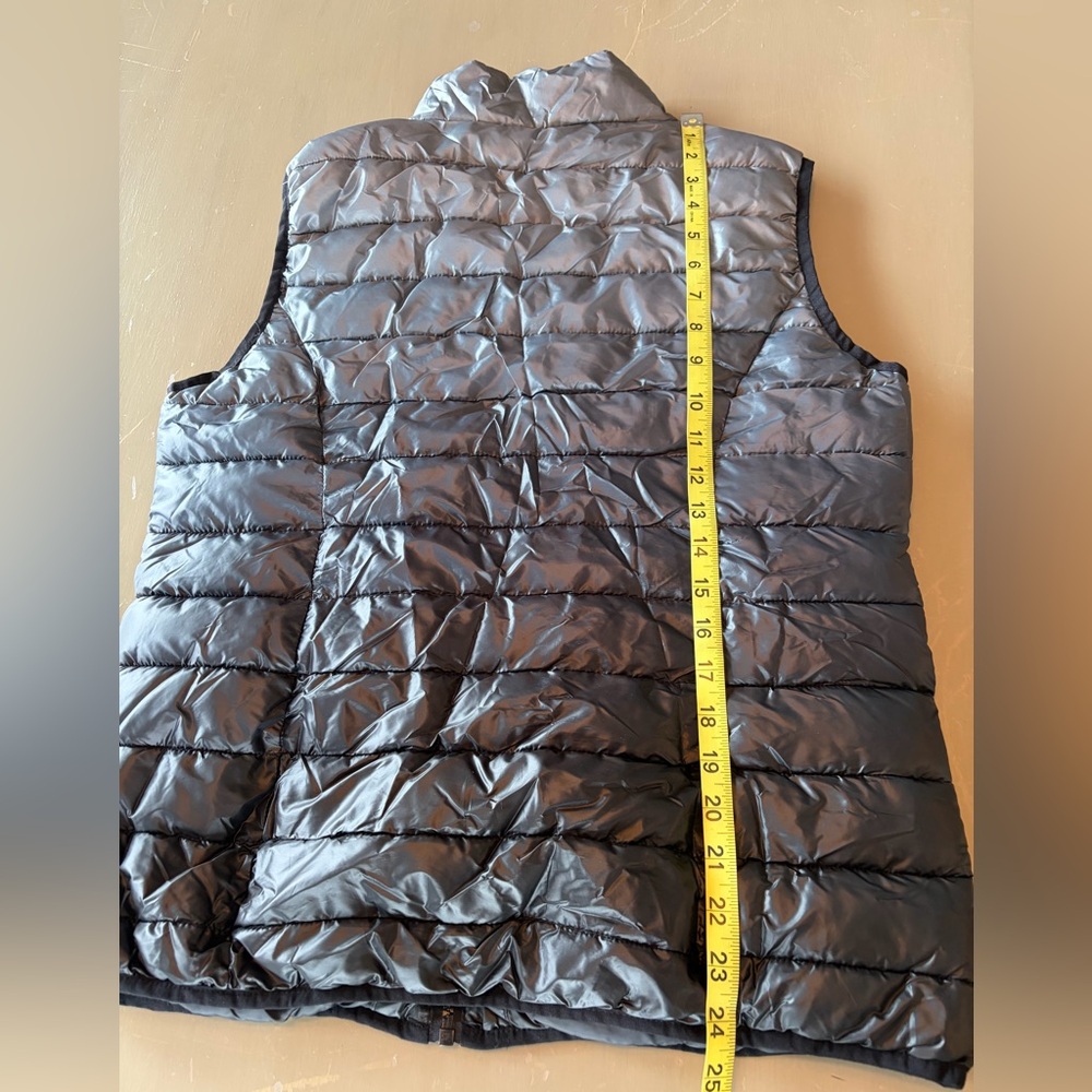 Jackson Hole Outerwear Sz L Quilted Ombré Vest Packable Bag Included Compact - Picture 7 of 9